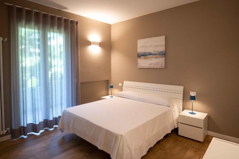 Sirmio Apartments - Narnia Stay - image 21