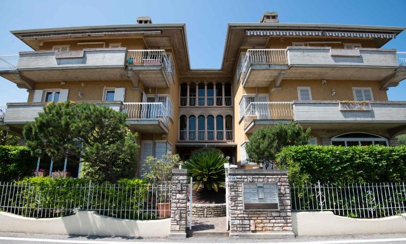 Sirmio Apartments - Narnia Stay - image 39