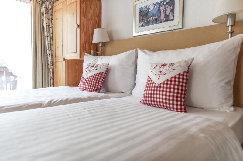 Superior Double Room image 1