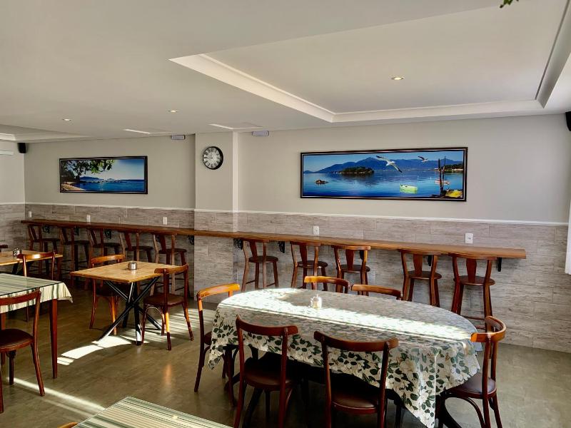 Hotel Pontal - image 11