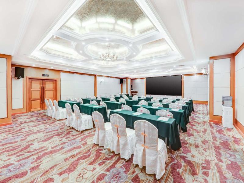 Vienna Hotel Wuhan Yellow Crane Tower - image 6