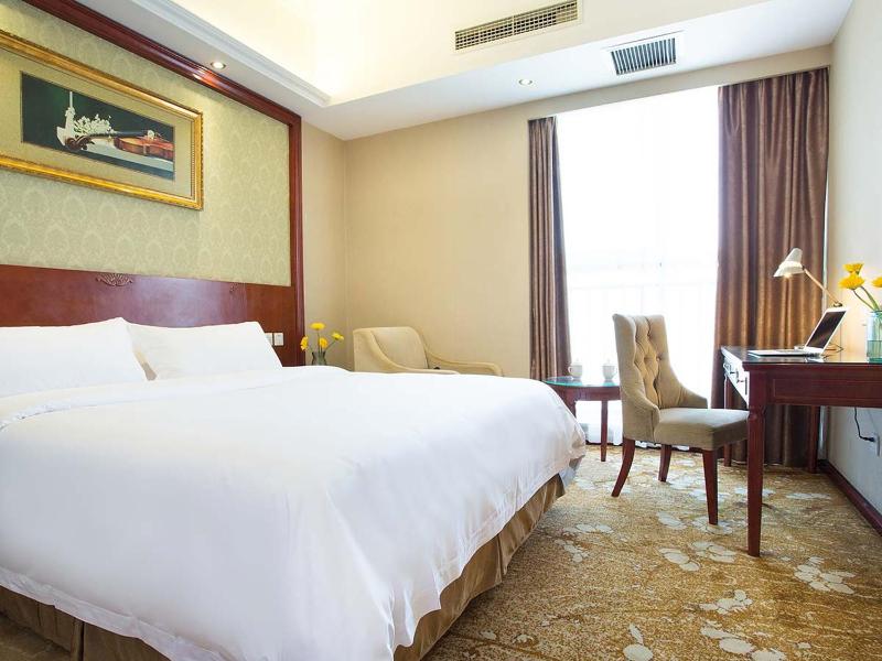 Vienna Hotel Chengdu Exhibition Centre - image 1
