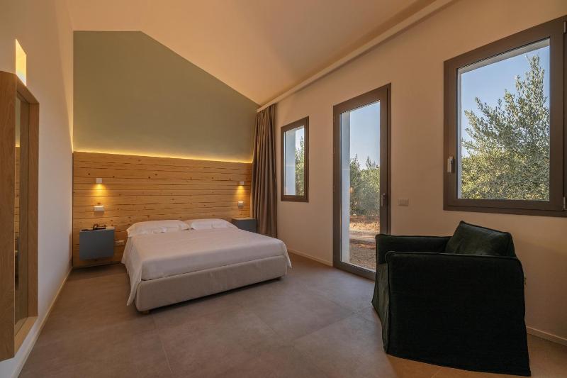 Double Room - Disability Access image 2