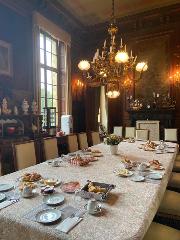 Presidential Suite image 2