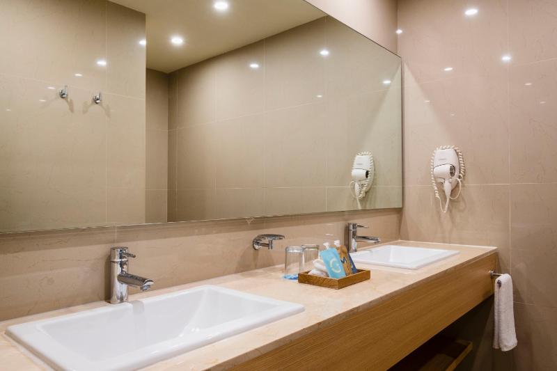 Hotel NYX Cancun - image 10