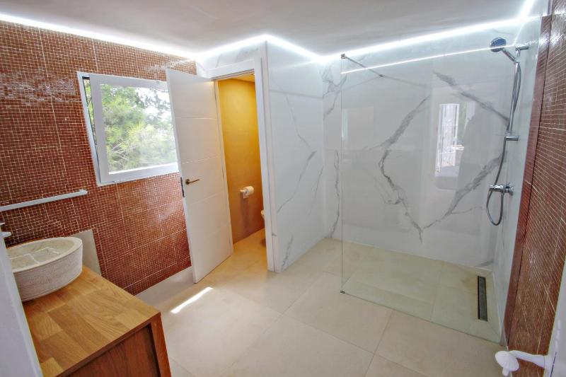 Los Terribles - sea view villa with private pool in Benissa - image 7