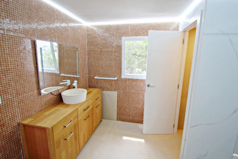 Los Terribles - sea view villa with private pool in Benissa - image 20