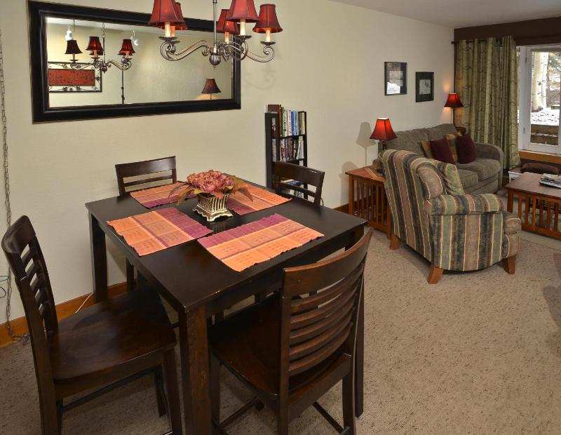 One-Bedroom Apartment image 3