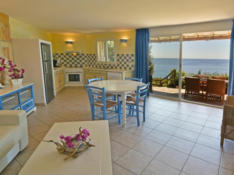 Superior Apartment image 1