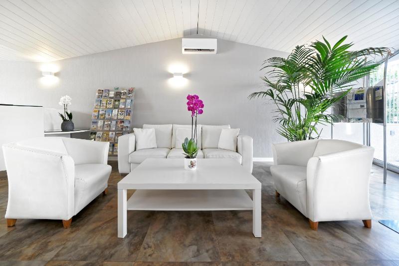 Relaxia Los Girasoles Bungalows - image 13