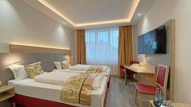 Comfort Double or Twin Room image 4