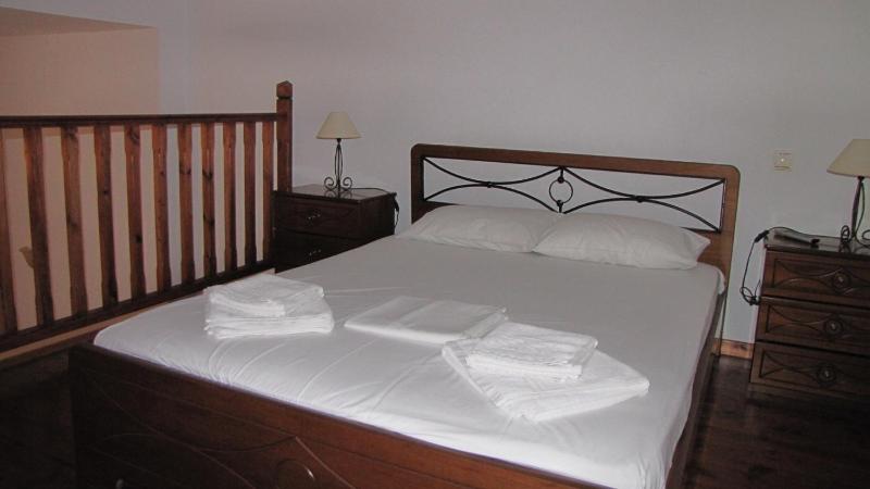 Classic Quadruple Room image 4