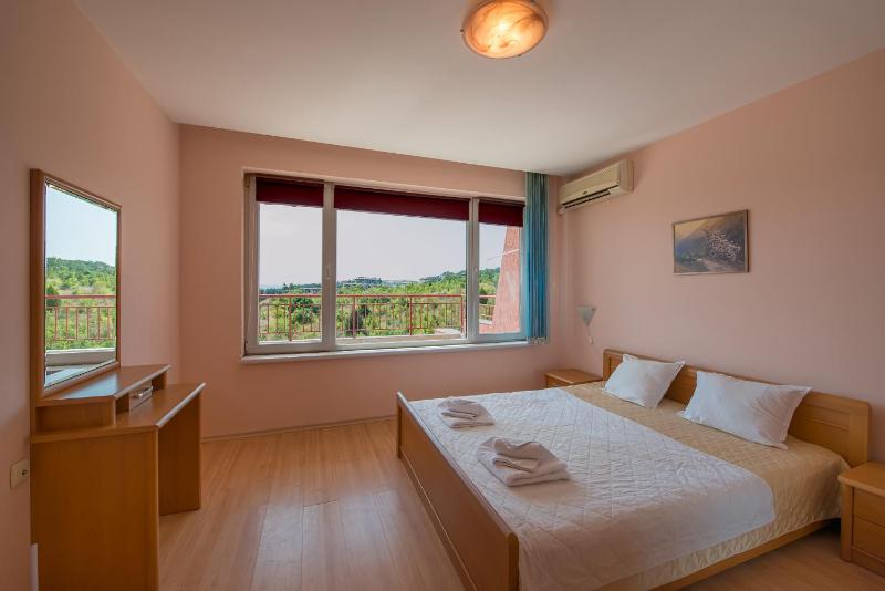 Green Fort Private Apartments - image 28