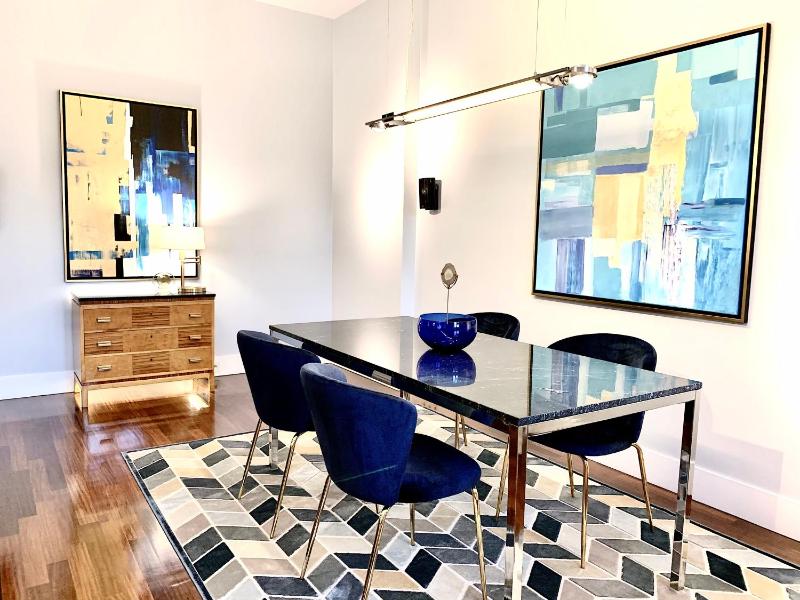 MONDRIAN Suite with Old Town Market Square view (180m2) image 2