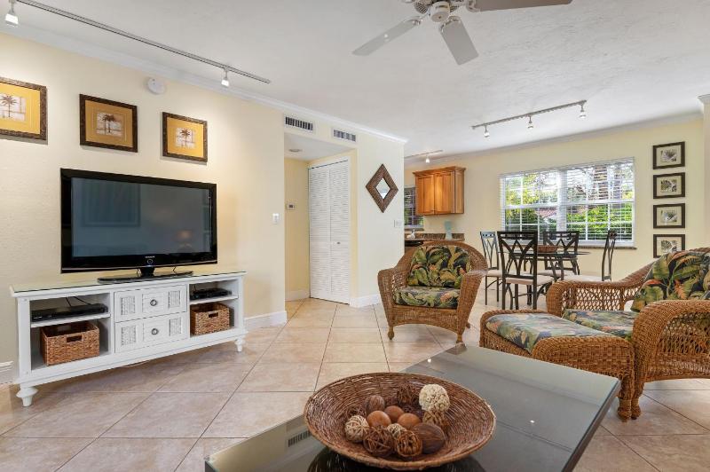 One-Bedroom Apartment image 1