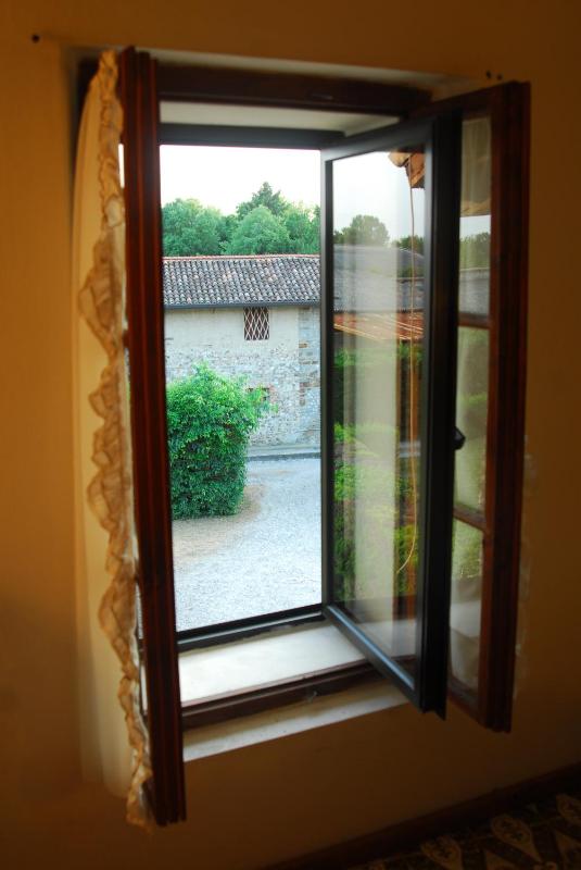 Double Room image 4