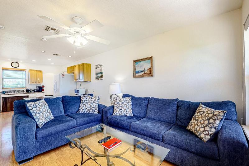 One Bedroom Apartment image 2