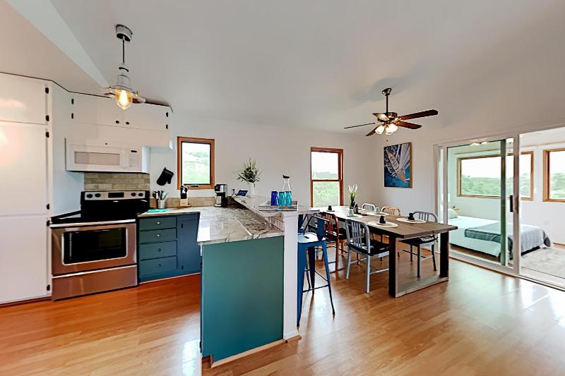 Three-Bedroom House image 2