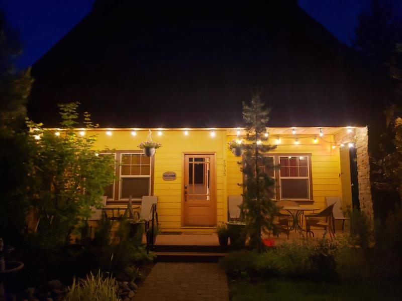 Four-Bedroom Holiday Home image 2