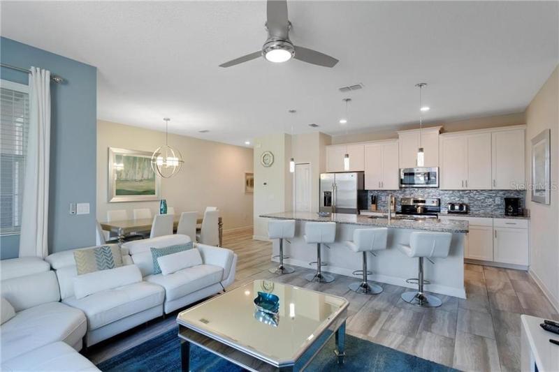 Four-Bedroom Townhouse image 2
