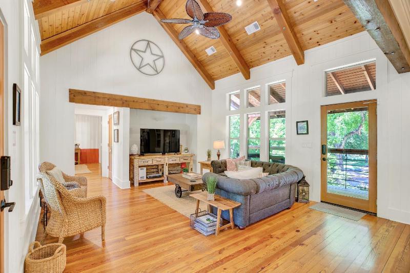 Seven-Bedroom Holiday Home image 2