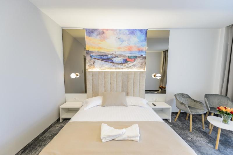 Mirage Beach Spa Hotel - image 22