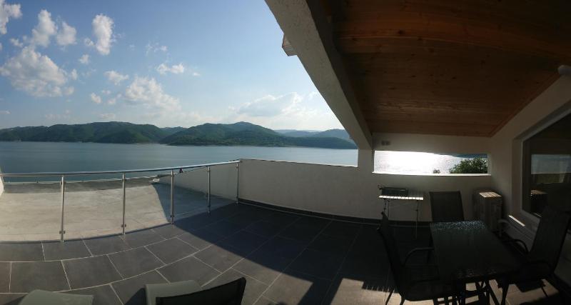 Apartment with Lake View image 3
