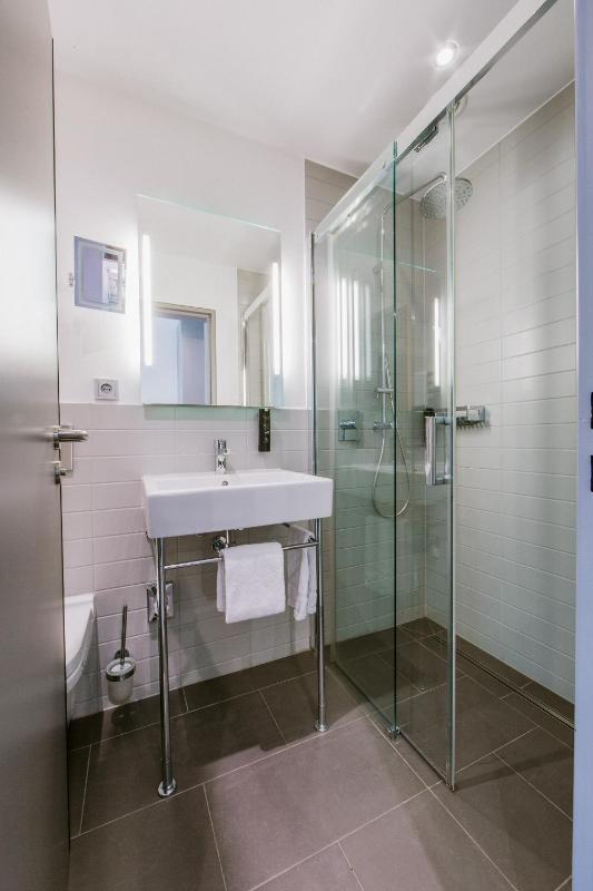 Standard Single Room image 2