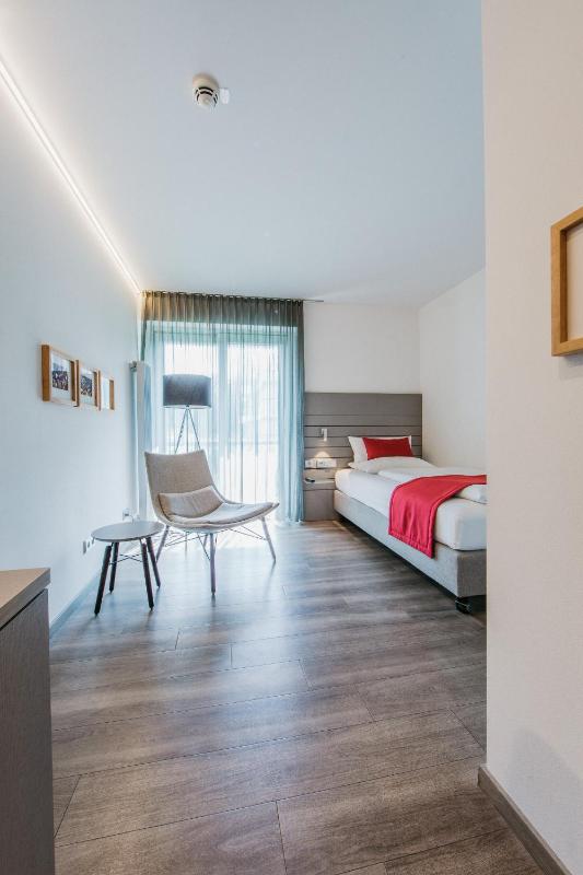 Standard Single Room image 1