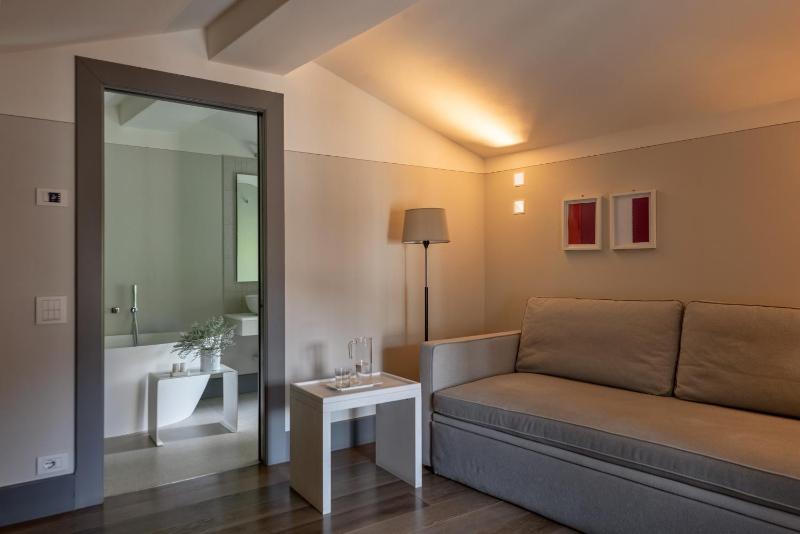 Suite image 2