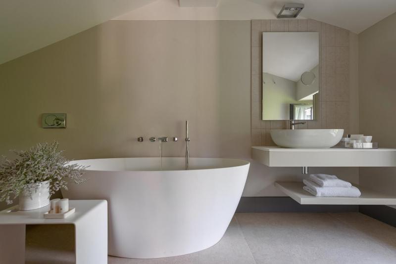 GombitHotel - image 10
