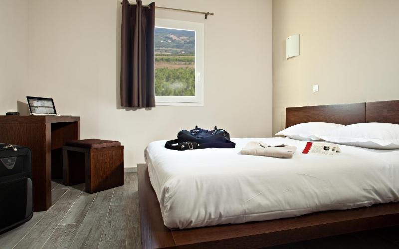 Single room (1 Adult) image 4