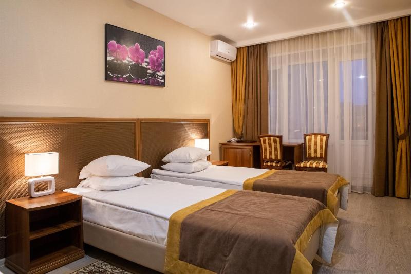 Junior Suite image 2