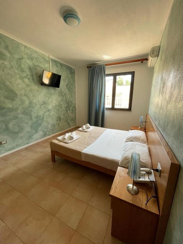 Double Room - Ground Floor image 1