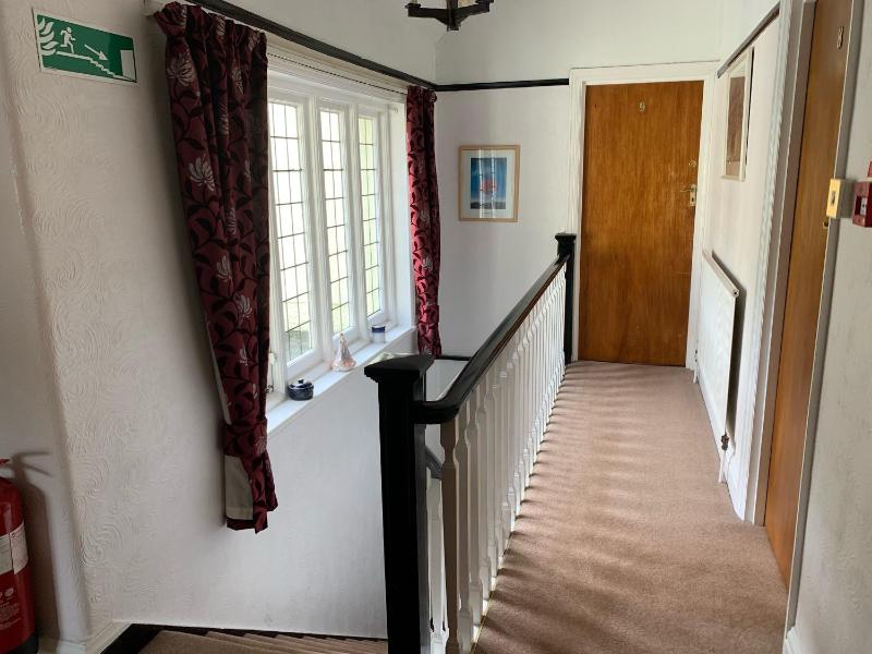Burleigh House - image 26
