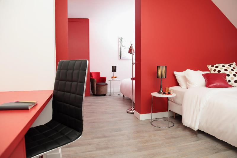 Privilege Room image 1