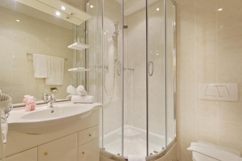 Two-Bedroom Apartment image 4