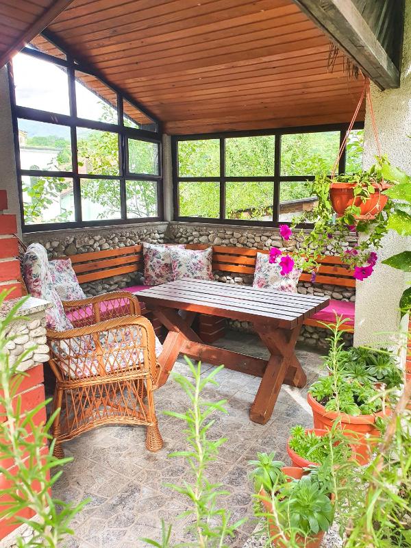 Apartment with Garden View image 4