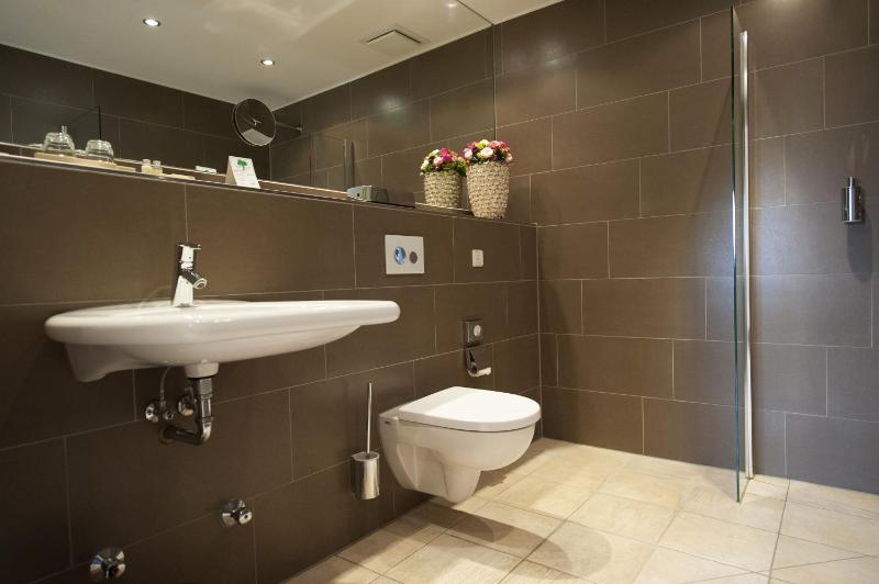 Executive Double Room image 2