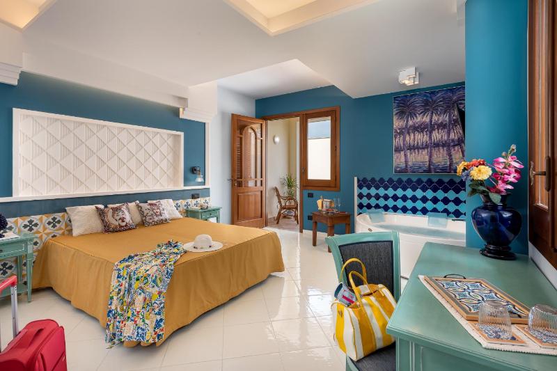 Hotel Sicilya - image 1