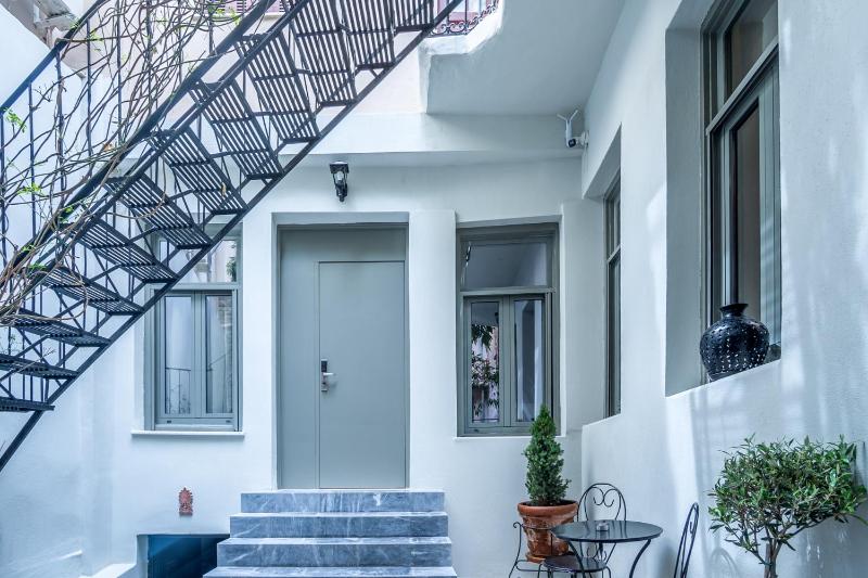 Superior Double or Twin Room with Terrace image 2