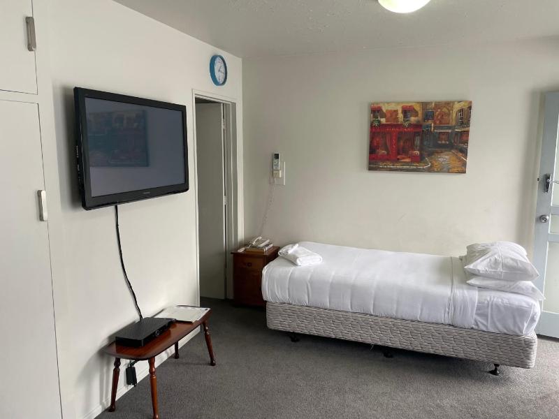 Cranford Cottages and Motel - image 30
