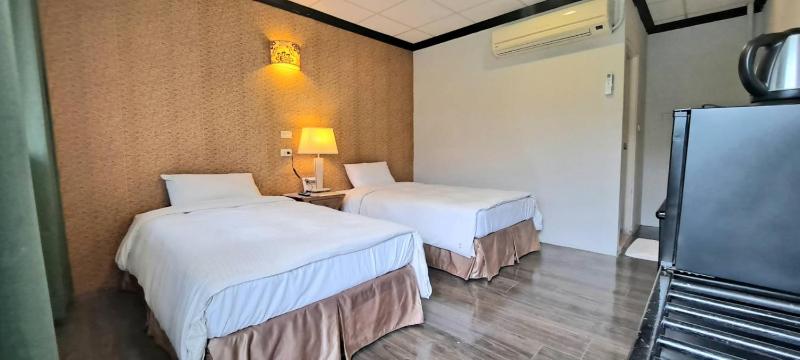 Jinhue Hotel - image 2