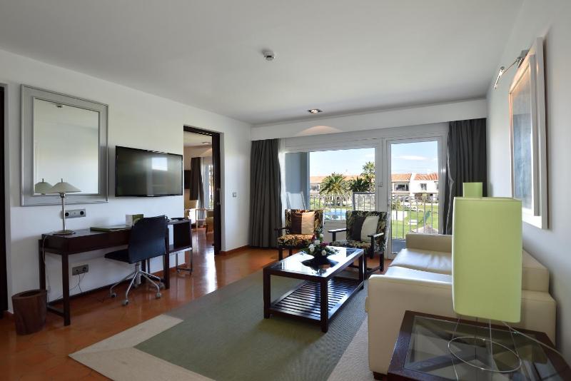 Junior Suite image 4