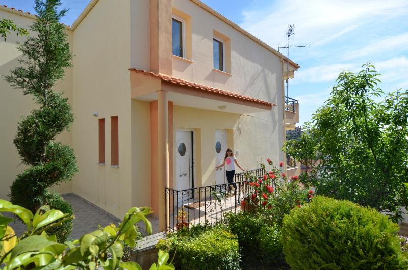 Three-Bedroom House image 4