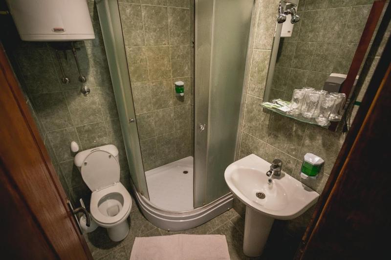 One-Bedroom Bungalow (3 Adults) image 4