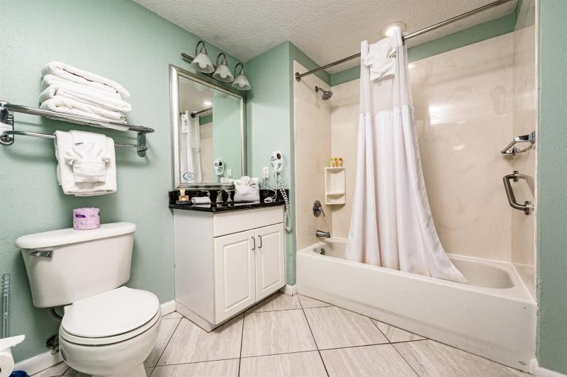 Unit 2322 Ocean Walk - 3 Bedroom Ocean Front - image 13