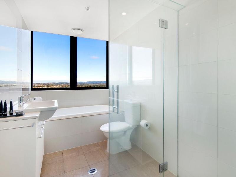 Private Rooftop Spa Penthouse apartment - Sierra Grand - CoastHM - image 5