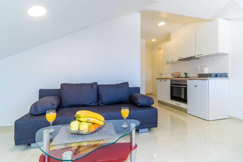 One-Bedroom Apartment with Sea View image 1