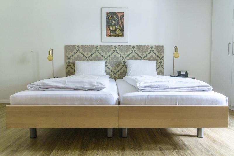 Superior Double or Twin Room image 4